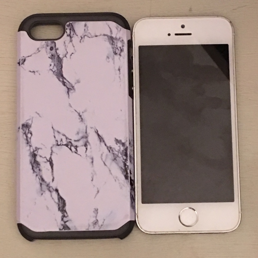 iPhone 5s and case
